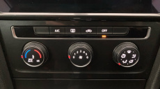 Volkswagen Golf 1.0 TSI 110 SE [Nav] 5dr DSG Petrol Hatchback